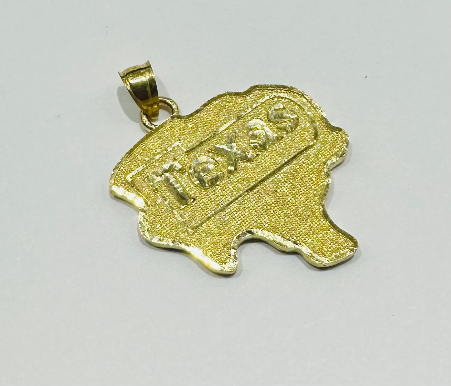 10K GOLD TEXAS PENDANT-   WEIGHT: 3.6gm