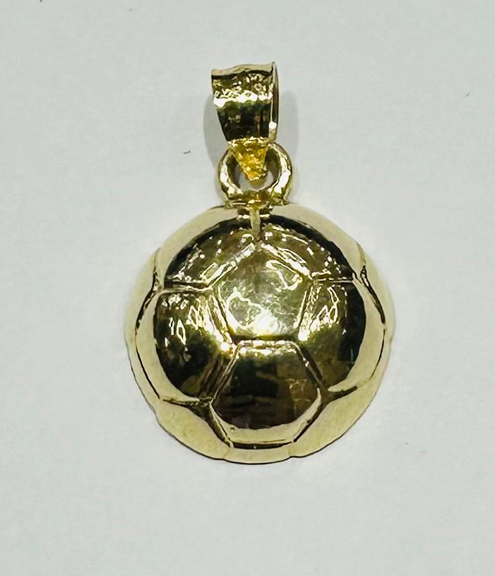 10K GOLD SOCCER BALL  PENDANT-   WEIGHT: 2.8gm