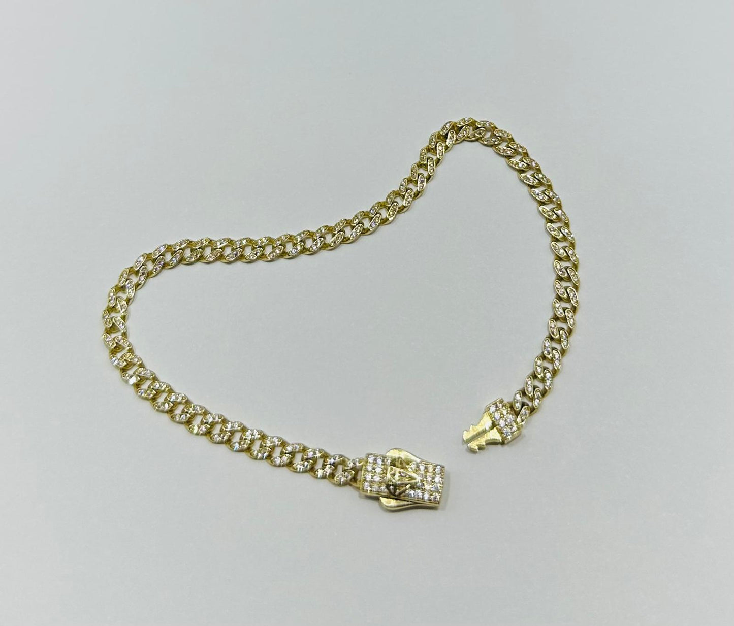 10K GOLD CUBAN LINK CHAIN BRACELET WITH WHITE SAPPHIRE- 5.6gm    7.5"