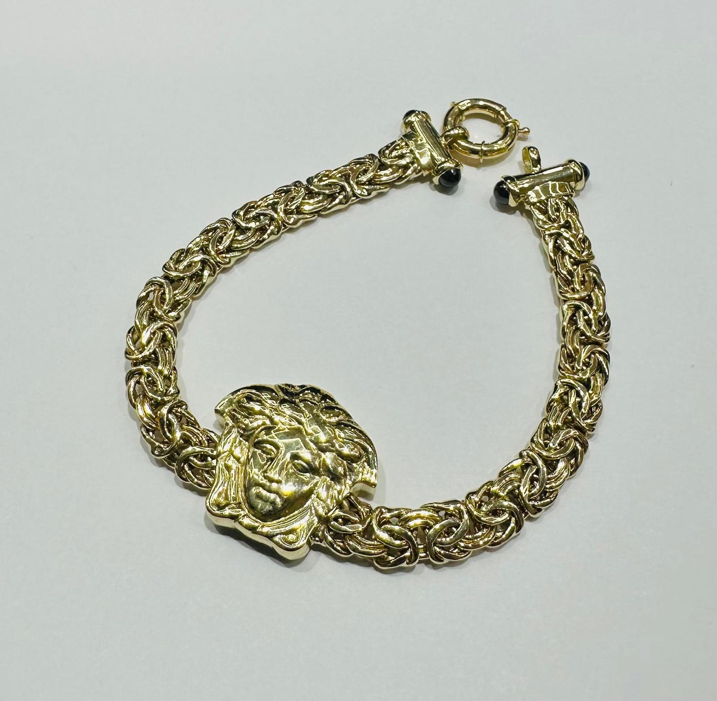 10K GOLD MEDUSA HEAD BYZANTINE LINK CHAIN BRACELET- 15.4gm    7.5"