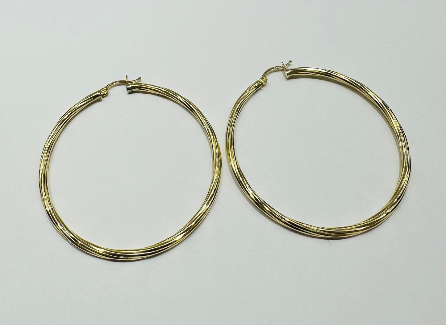 10K GOLD ROUND HOOP EARRINGS- 5.0gm