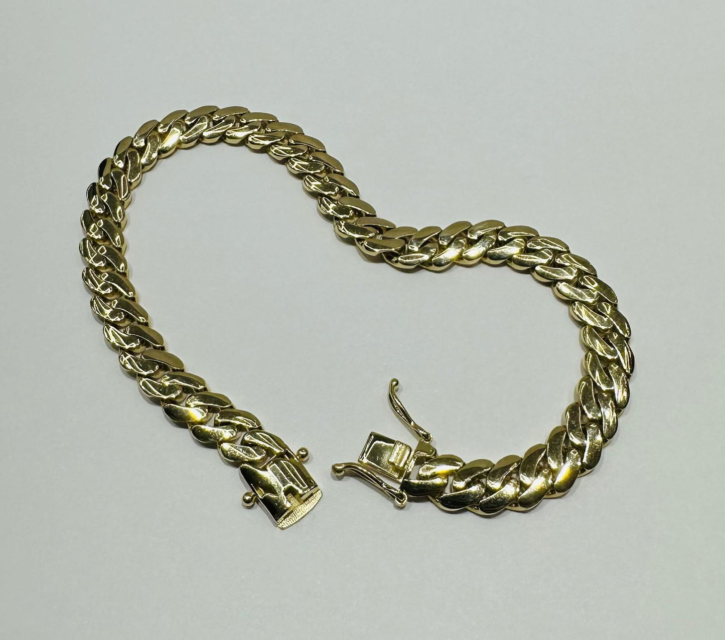 10K GOLD SEMI SOLID MIAMI CUBAN LINK CHAIN BRACELET- 13gm    9"     6.85mm