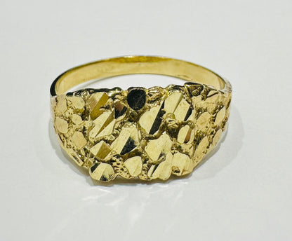 10K GOLD NUGGET RING- WEIGHT: 3.1gm
