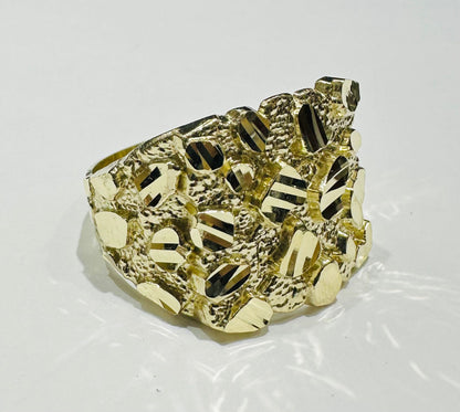 10K GOLD NUGGET RING- WEIGHT: 6.2gm