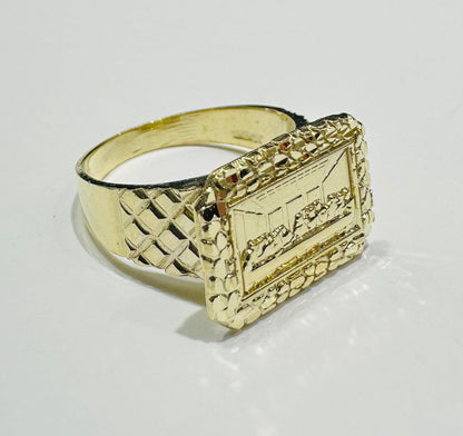 10K GOLD LAST SUPPER NUGGET RING- WEIGHT: 5.5gm