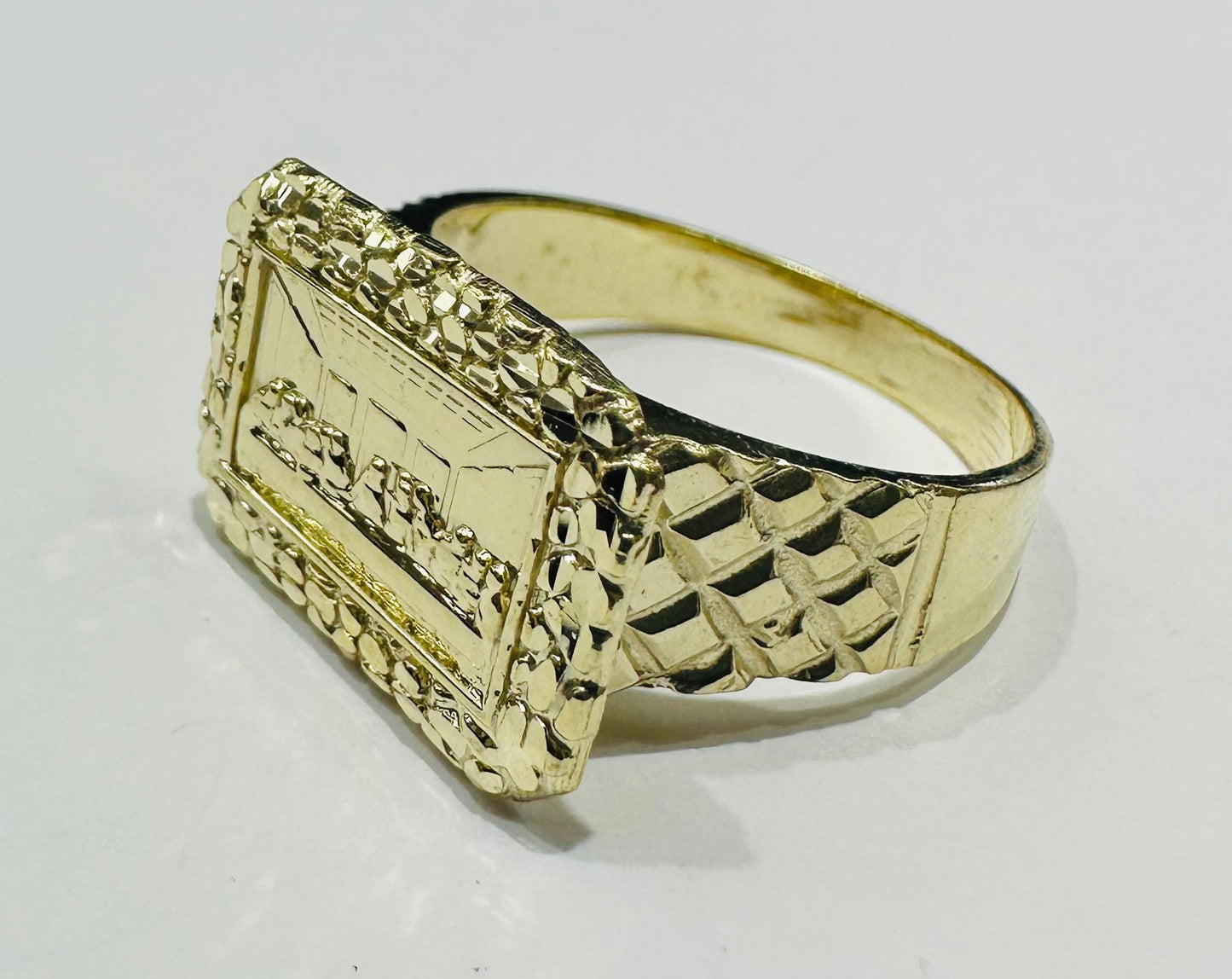 10K GOLD LAST SUPPER NUGGET RING- WEIGHT: 5.5gm