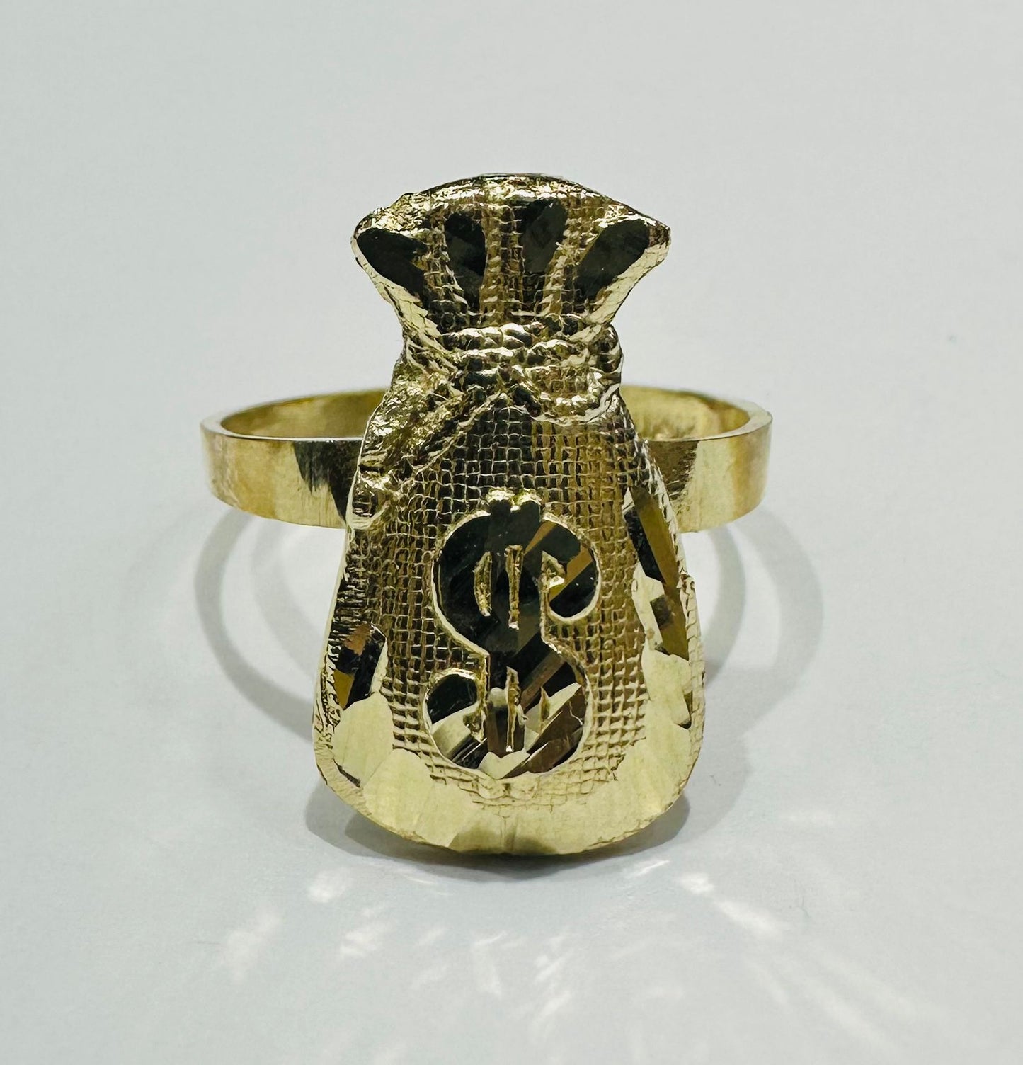 10K GOLD MONEY BAG RING- WEIGHT: 2.3gm