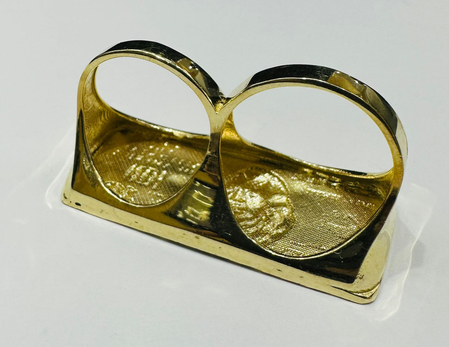10K GOLD TWO FINGER HUNDER DOLLAR BILL RING- WEIGHT: 14.5gm