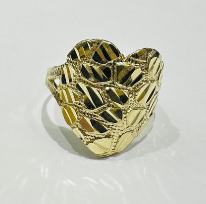 10K GOLD NUGGET HEART RING- WEIGHT: 3.3gm