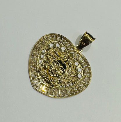 10K GOLD MEDUSA HEAD HEART PENDANT WEIGHT: 4.5gm