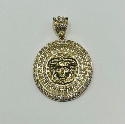 10K GOLD MEDUSA HEAD PENDANT WITH WHITE SAPPHIRE- WEIGHT: 4.2gm