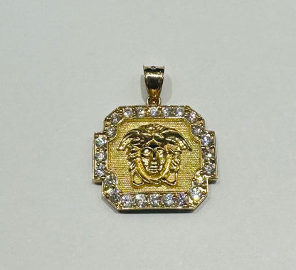 10K GOLD MEDUSA HEAD PENDANT WITH WHITE SAPPHIRE- WEIGHT: 2.8gm