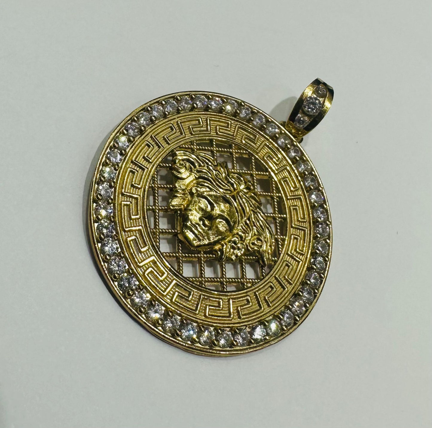 10K GOLD MEDUSA HEAD PENDANT WITH WHITE SAPPHIRE- WEIGHT: 8.5gm