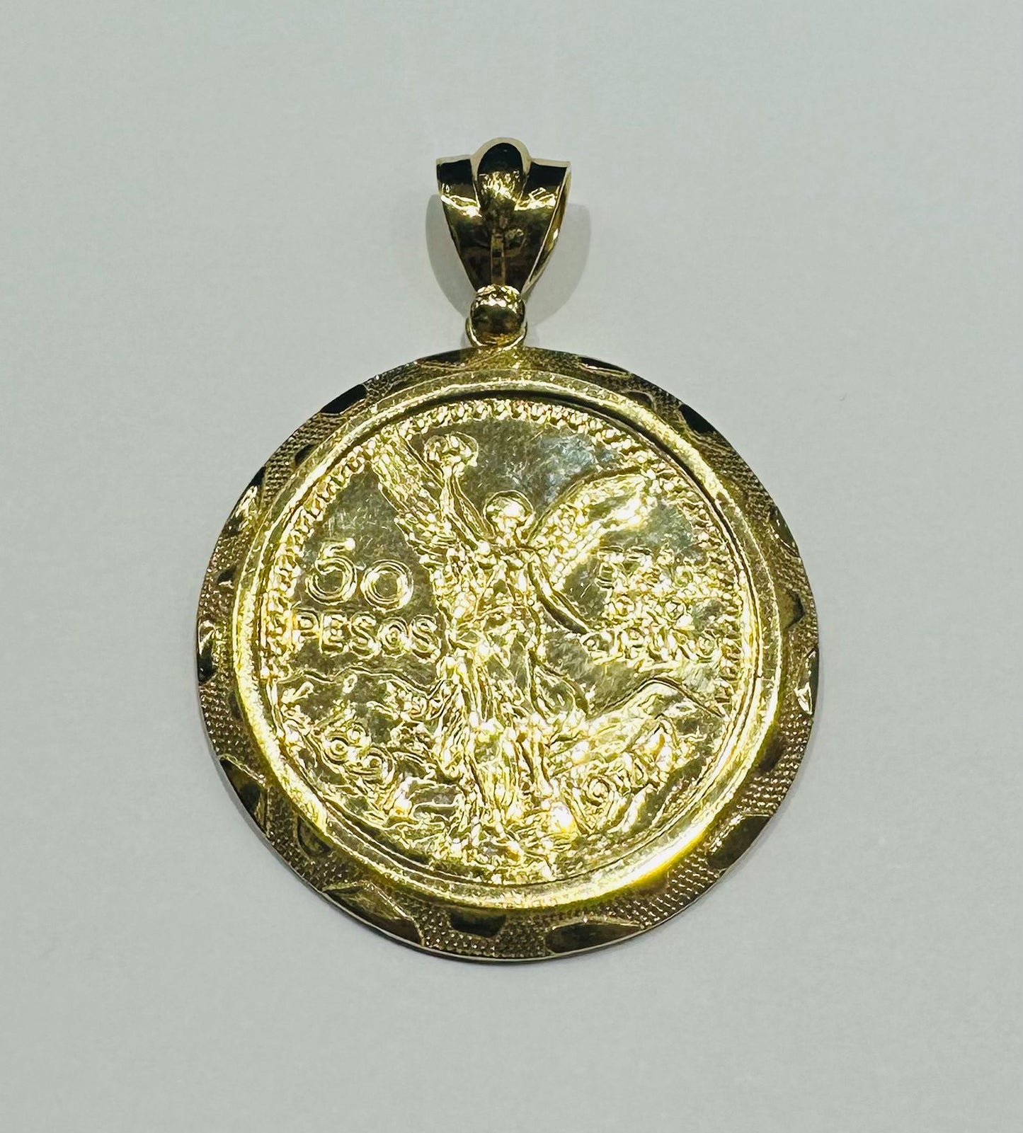 10K GOLD CENTENARIO 50 PESOS PENDANT- WEIGHT: 30.0gm