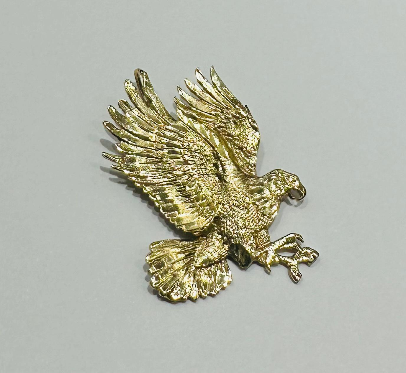 10K GOLD EAGLE PENDANT- WEIGHT: 4.3gm