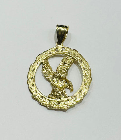 10K GOLD ROUND EAGLE PENDANT- WEIGHT: 5.9gm