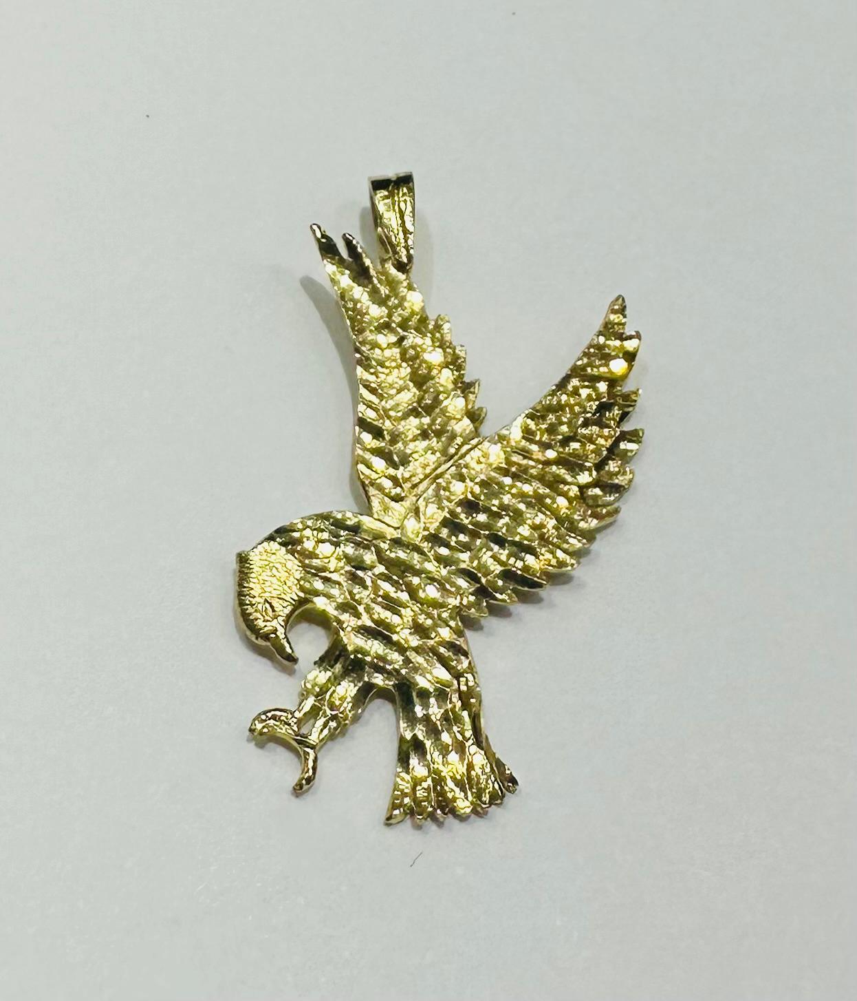 10K GOLD EAGLE PENDANT- WEIGHT: 4.2gm
