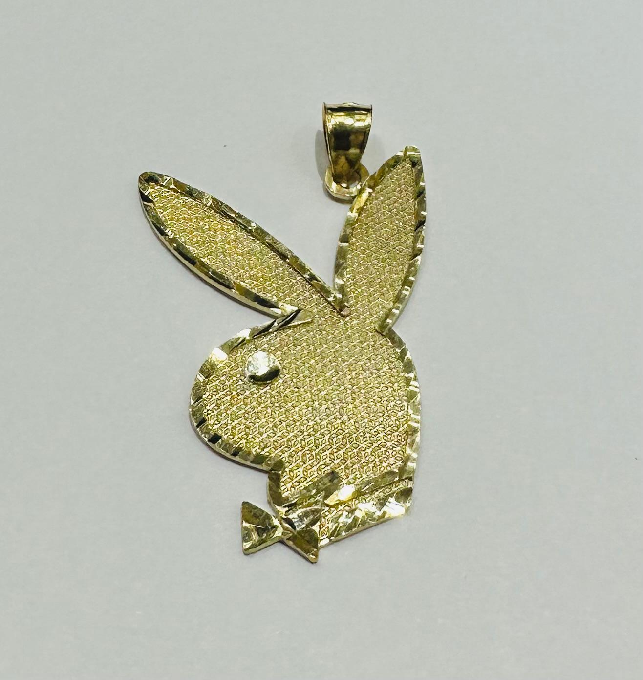 10K GOLD PLAYBOY PENDANT- WEIGHT: 3.7gm