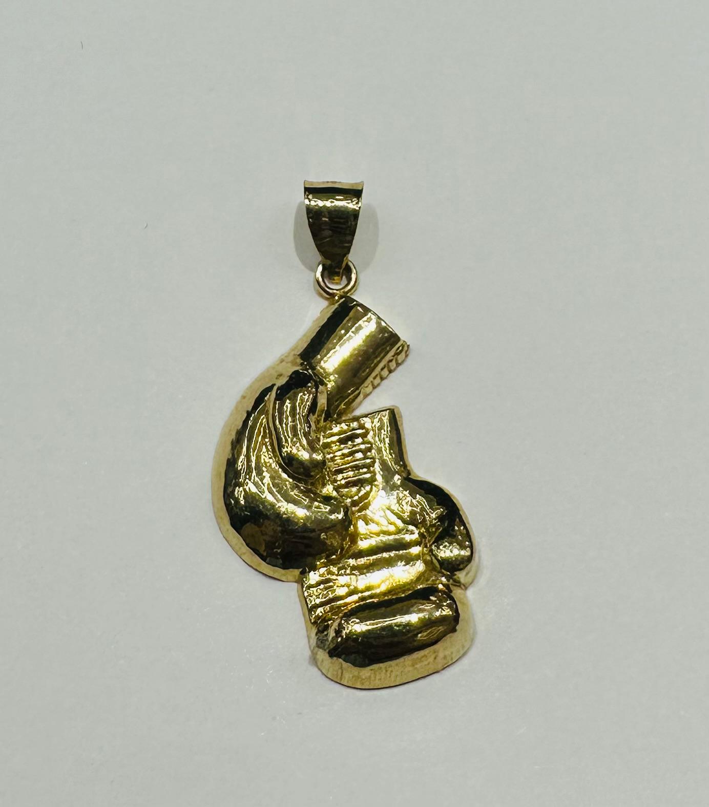 10K GOLD BOXING GLOVE PENDANT- WEIGHT:  2.7gm