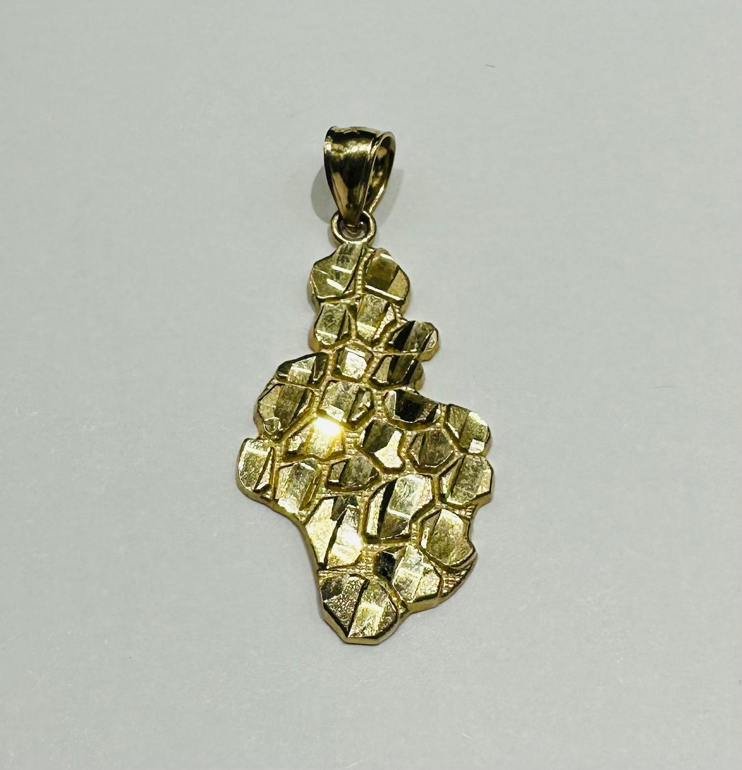 10K GOLD NUGGET PENDANT- WEIGHT:  1.6gm