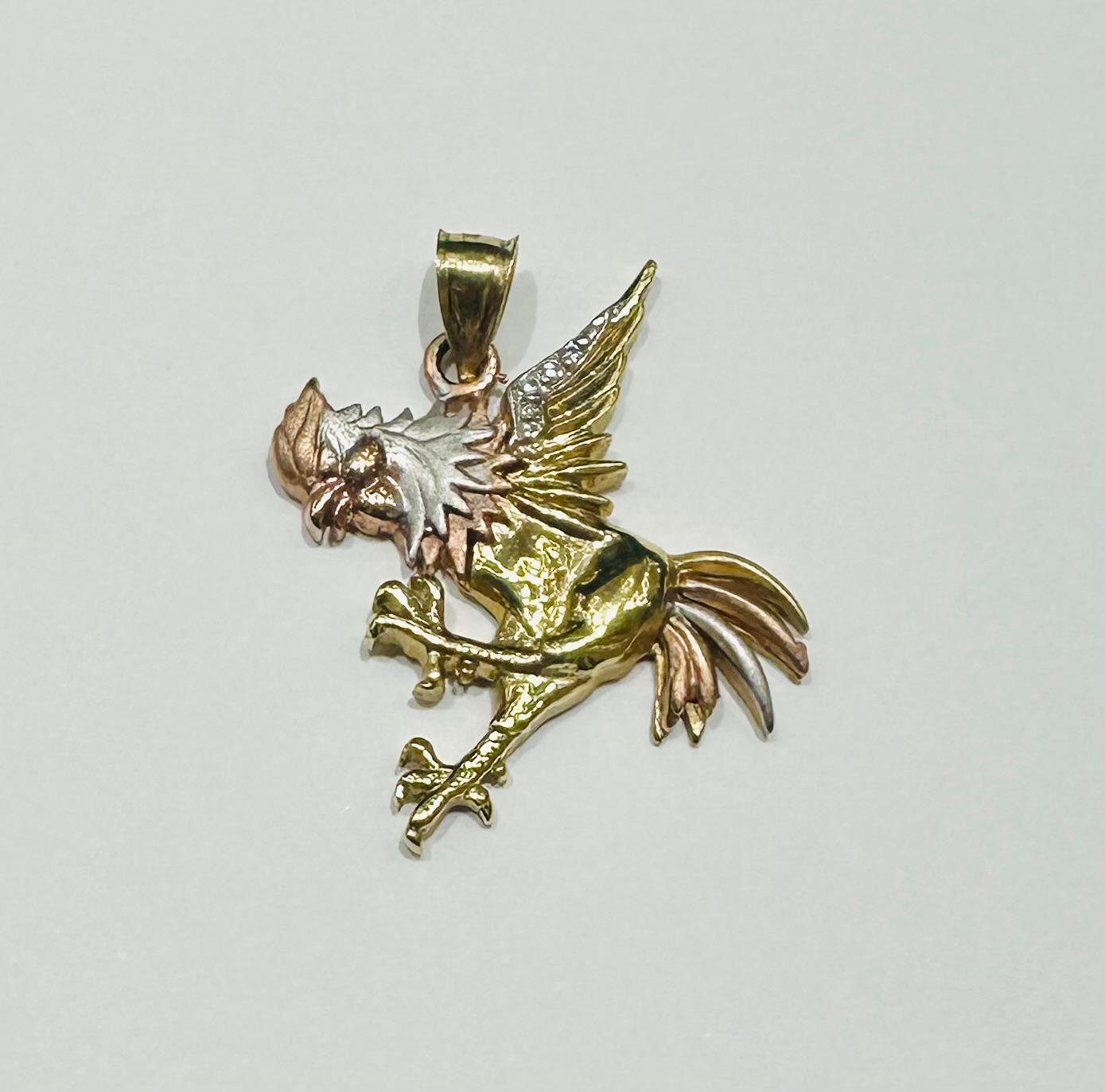 10K GOLD TRI COLOUR ROOSTER PENDANT- WEIGHT:  4.9gm