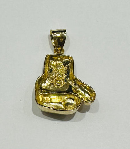 10K GOLD BOXING GLOVE PENDANT- WEIGHT:  2.9gm
