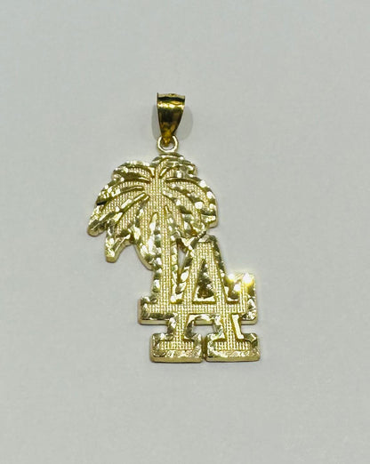 10K GOLD "LA" PENDANT- WEIGHT:  4.0gm
