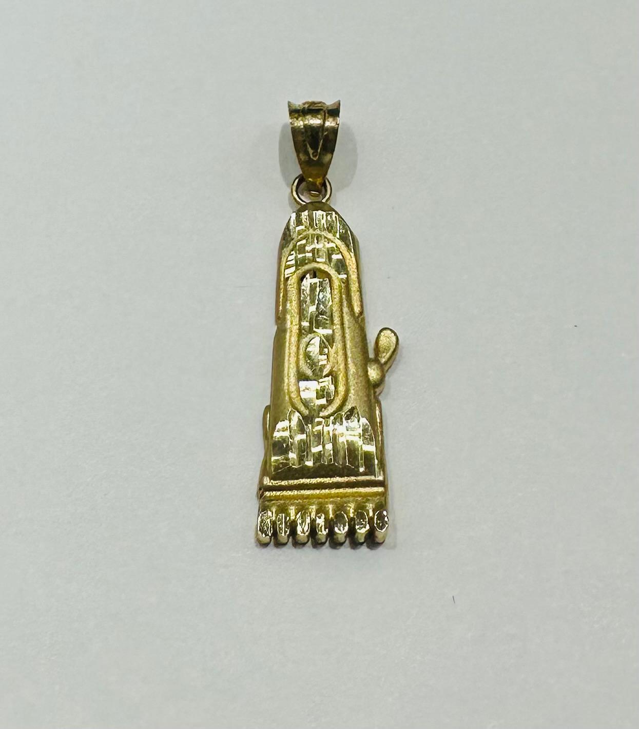 10K GOLD BARBER CLIPPER TRIMMER PENDANT- WEIGHT:  1.5gm