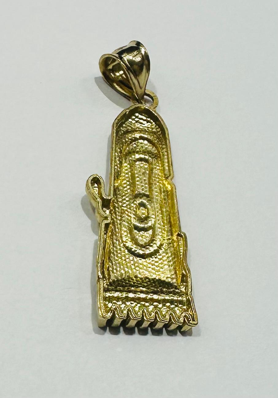 10K GOLD BARBER CLIPPER TRIMMER PENDANT- WEIGHT:  2.3gm