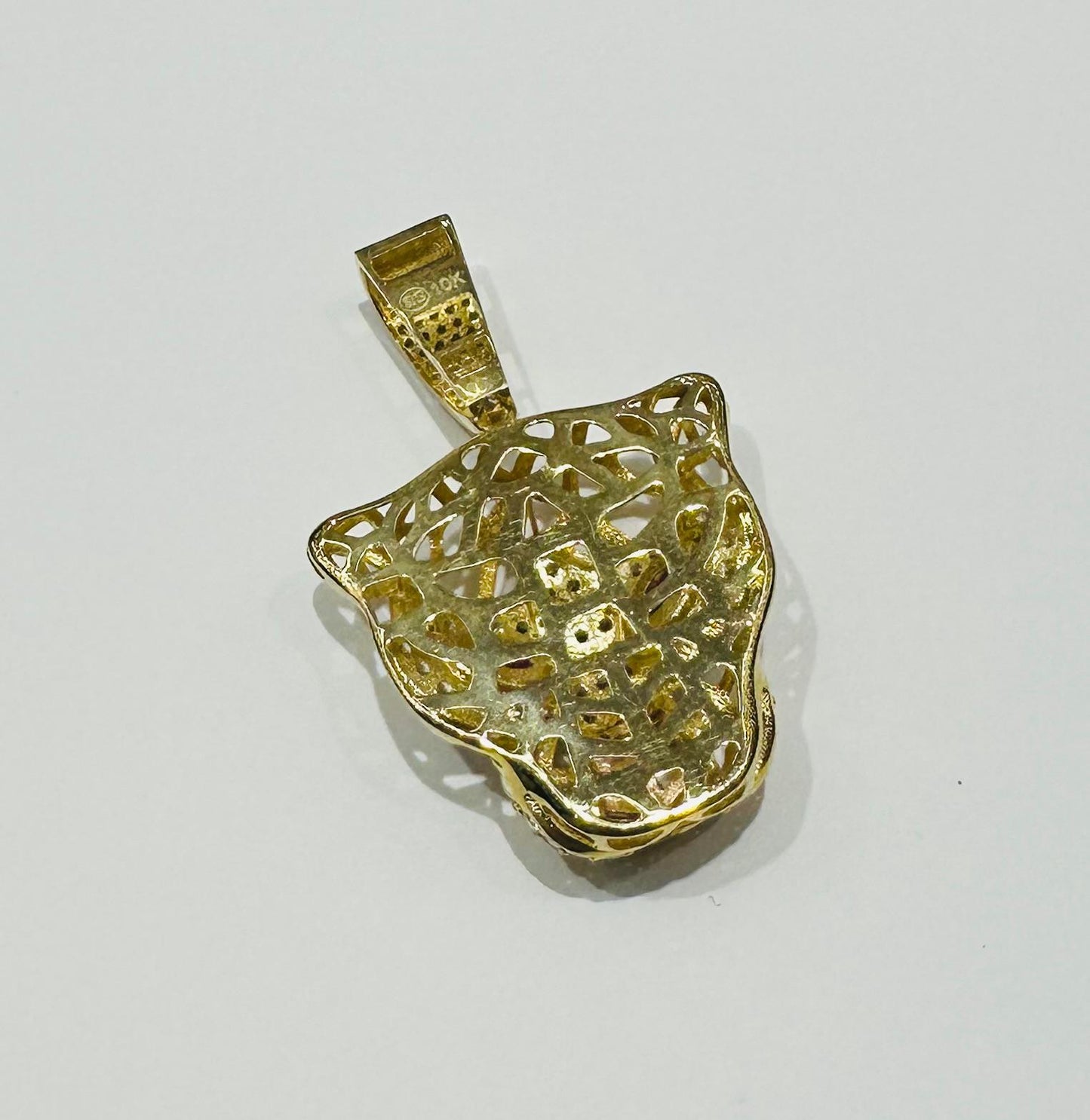 10K GOLD TIGER PENDANT WITH SAPPHIRE STONES- WEIGHT:  7.0gm
