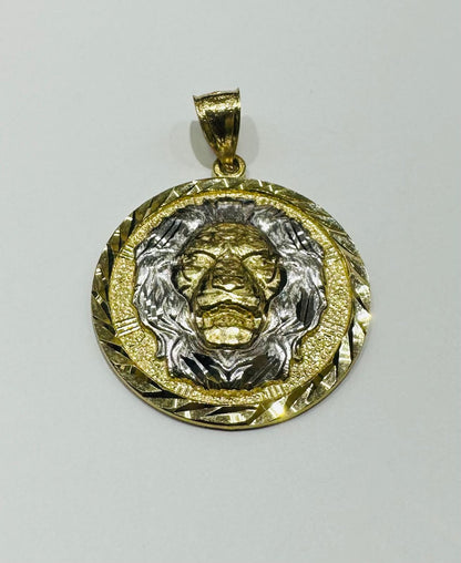 10K GOLD TWO TONED LION PEDANT- WEIGHT:  3.6gm