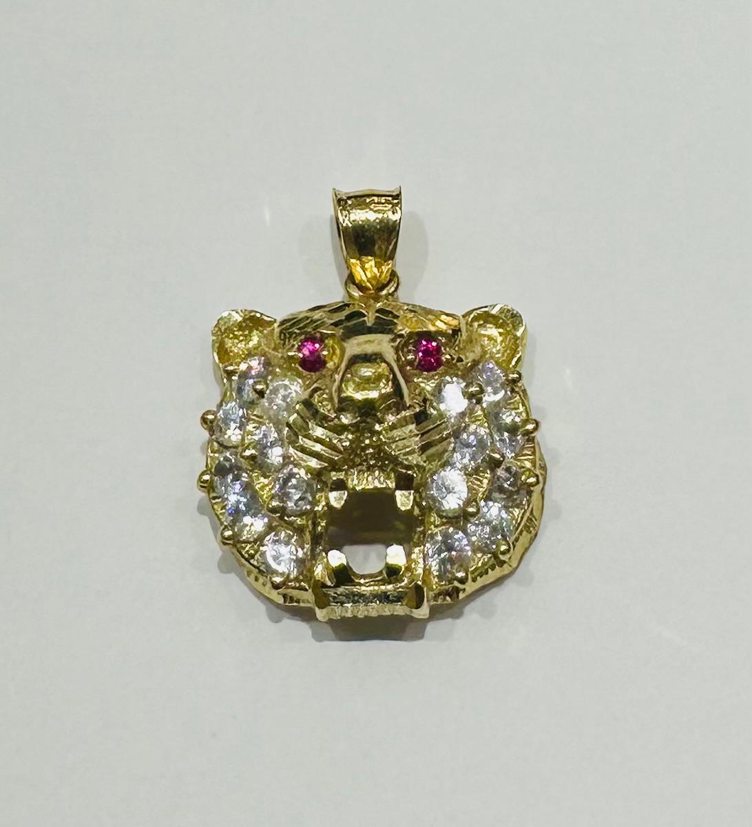 10K GOLD TIGER PENDANT WITH SAPPHIRE- WEIGHT:  5.5gm