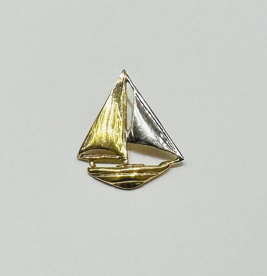 10K GOLD BOAT PENDANT- WEIGHT:  1.2gm