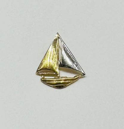 10K GOLD BOAT PENDANT- WEIGHT:  1.2gm