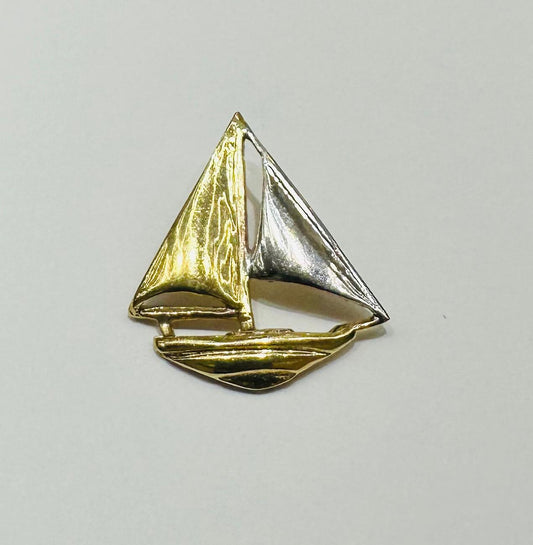 10K GOLD BOAT PENDANT- WEIGHT:  1.2gm