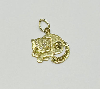 10K GOLD CAT PENDANT
