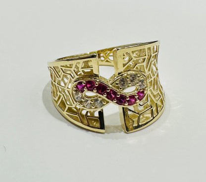 10K GOLD RING WITH SAPPHIRE STONES- WEIGHT: 2.9gm