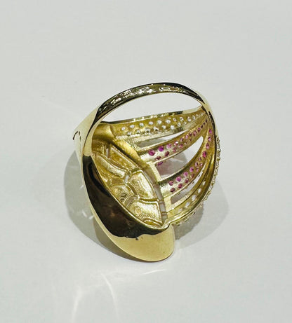 10K GOLD RING WITH SAPPHIRE STONES- WEIGHT: 4.7gm
