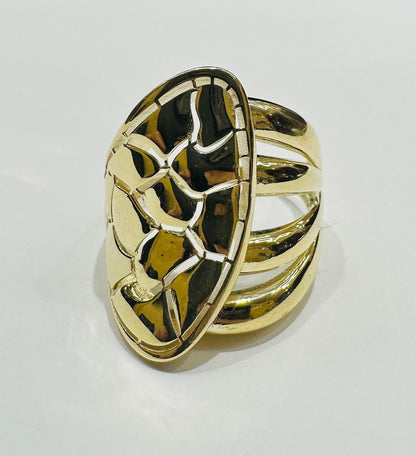 10K GOLD RING- WEIGHT: 4.5gm