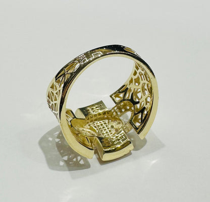10K GOLD RING WITH SAPPHIRE STONES- WEIGHT: 3.3gm