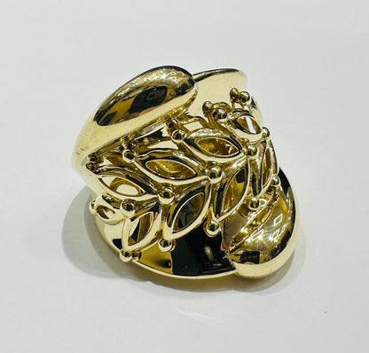 10K GOLD RING- WEIGHT: 3.7gm