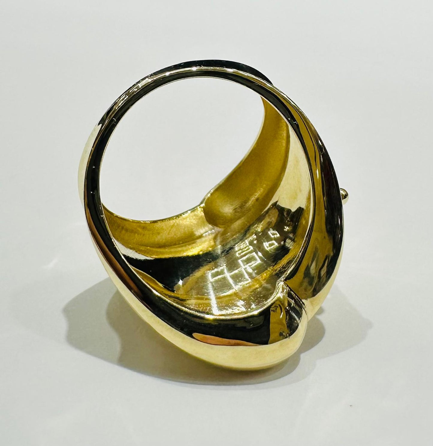 10K GOLD RING- WEIGHT: 3.7gm