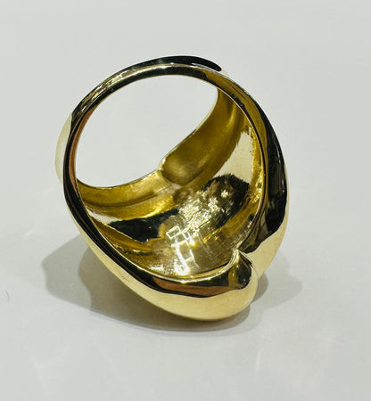 10K GOLD RING WITH SAPPHIRE STONES- WEIGHT: 5.1gm