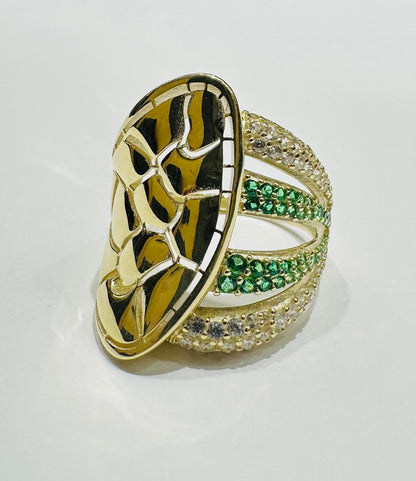 10K GOLD RING WITH SAPPHIRE STONES- WEIGHT: 4.7gm