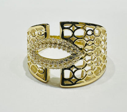 10K GOLD RING WITH SAPPHIRE STONES- WEIGHT: 2.5gm