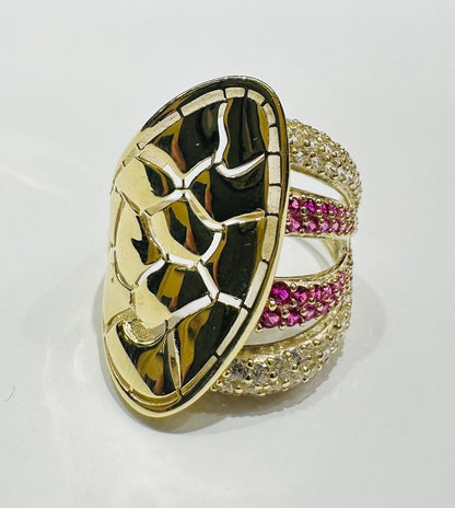 10K GOLD RING WITH SAPPHIRE STONES- WEIGHT: 4.7gm