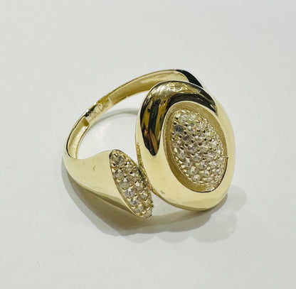 10K GOLD RING WITH SAPPHIRE STONES-WEIGHT: 2.4gm