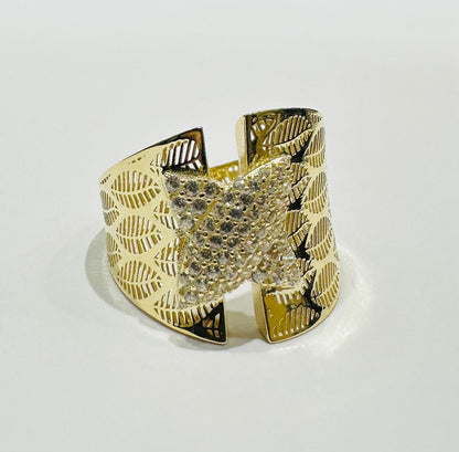 10K GOLD RING WITH SAPPHIRE STONES-WEIGHT: 3.1gm