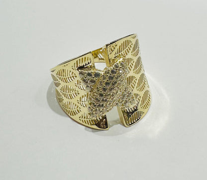 10K GOLD RING WITH SAPPHIRE STONES-WEIGHT: 3.1gm