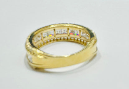 10K GOLD ROUND RING WITH WHITE SAPPHIRE- WEIGHT: 5.0gm